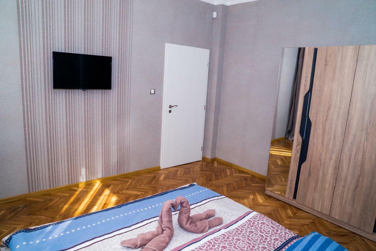 Sofia Central Luxury Apartment Eksteriør billede